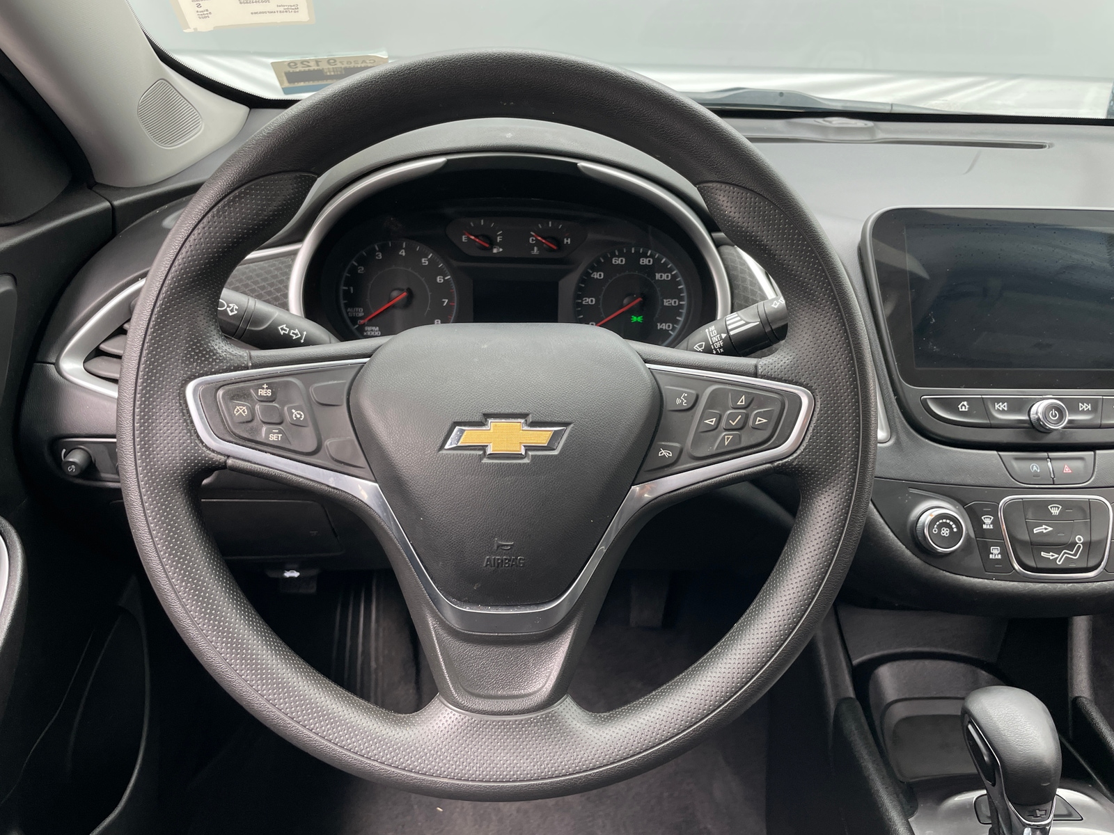 Thumbnail: 2022 Chevrolet Malibu - 5