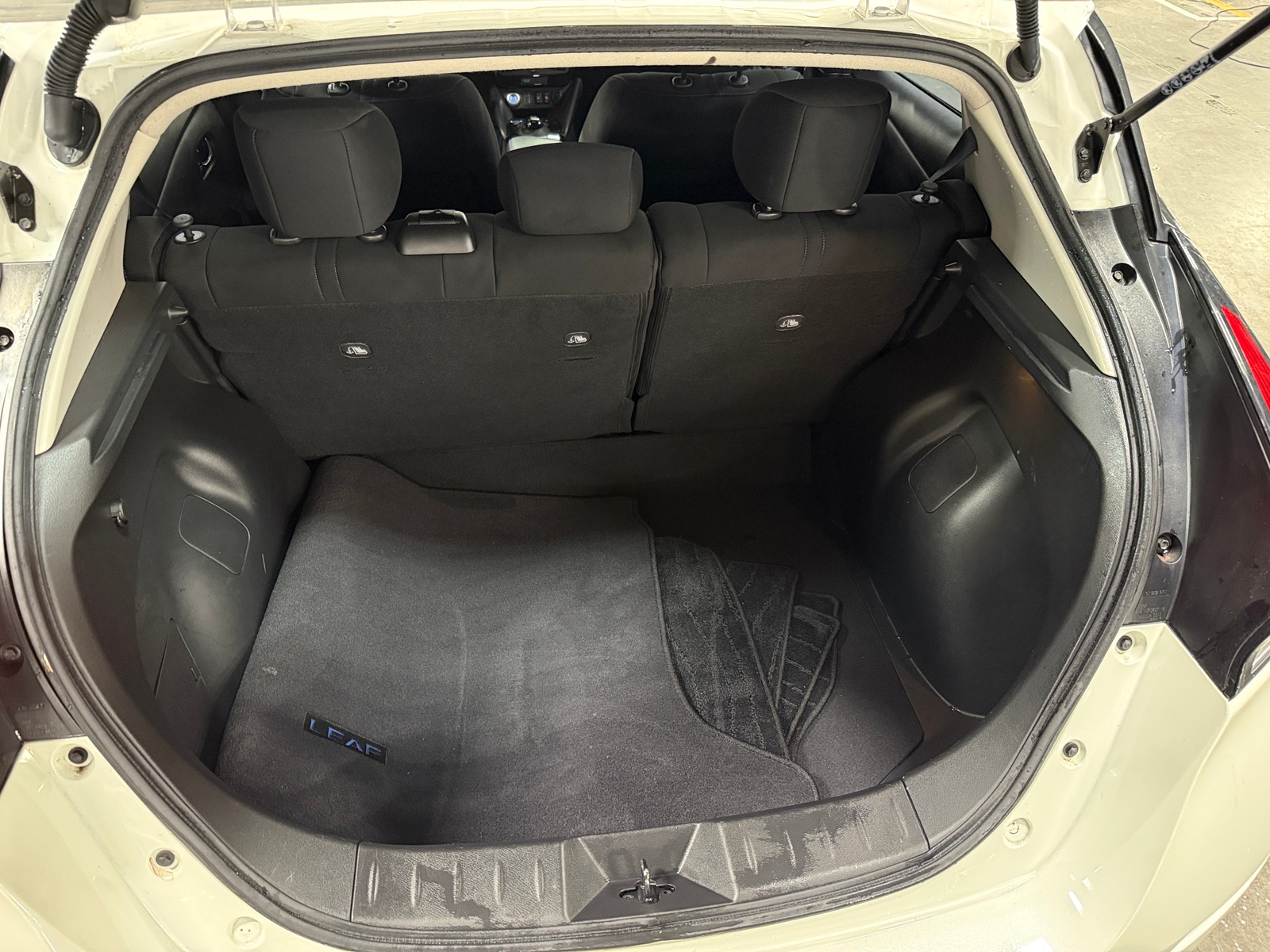 Thumbnail: 2023 Nissan Leaf - 7