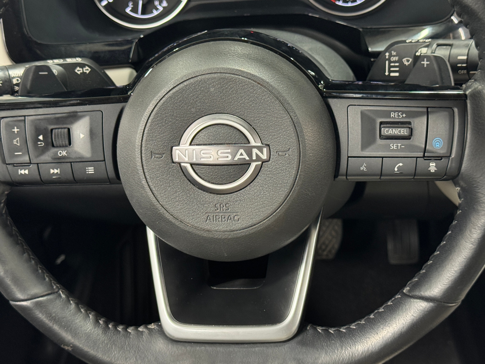 Thumbnail: 2022 Nissan Pathfinder - 4