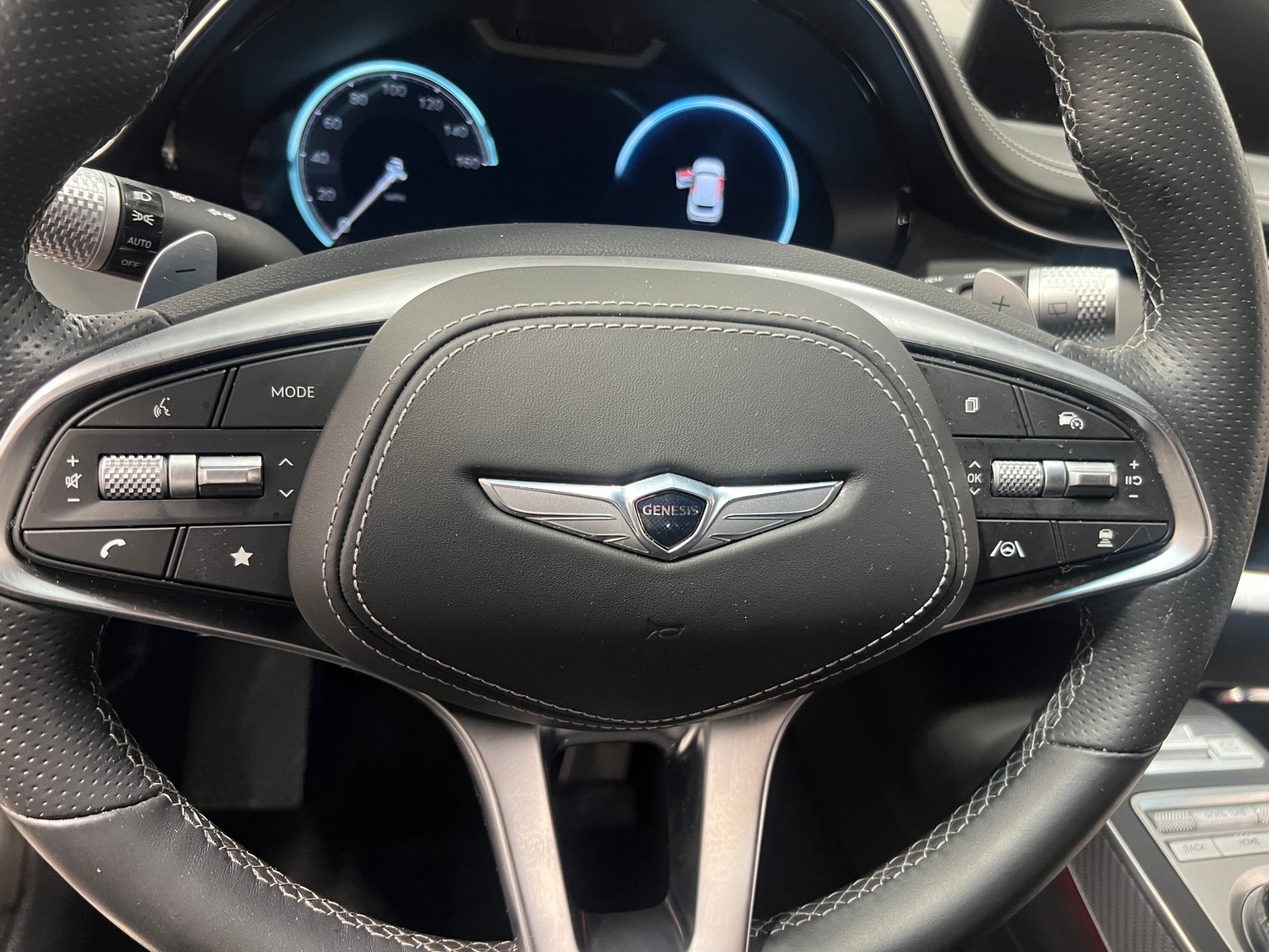 Thumbnail: 2023 Genesis GV70 - 4