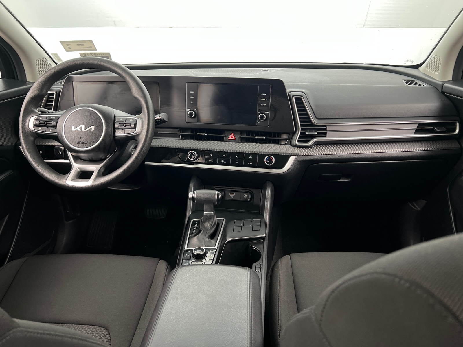 Thumbnail: 2024 Kia Sportage - 3