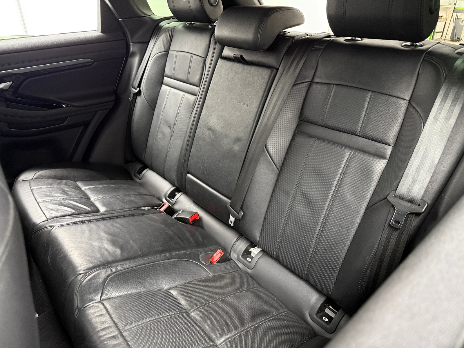 Thumbnail: 2020 Land Rover Range Rover Evoque - 5