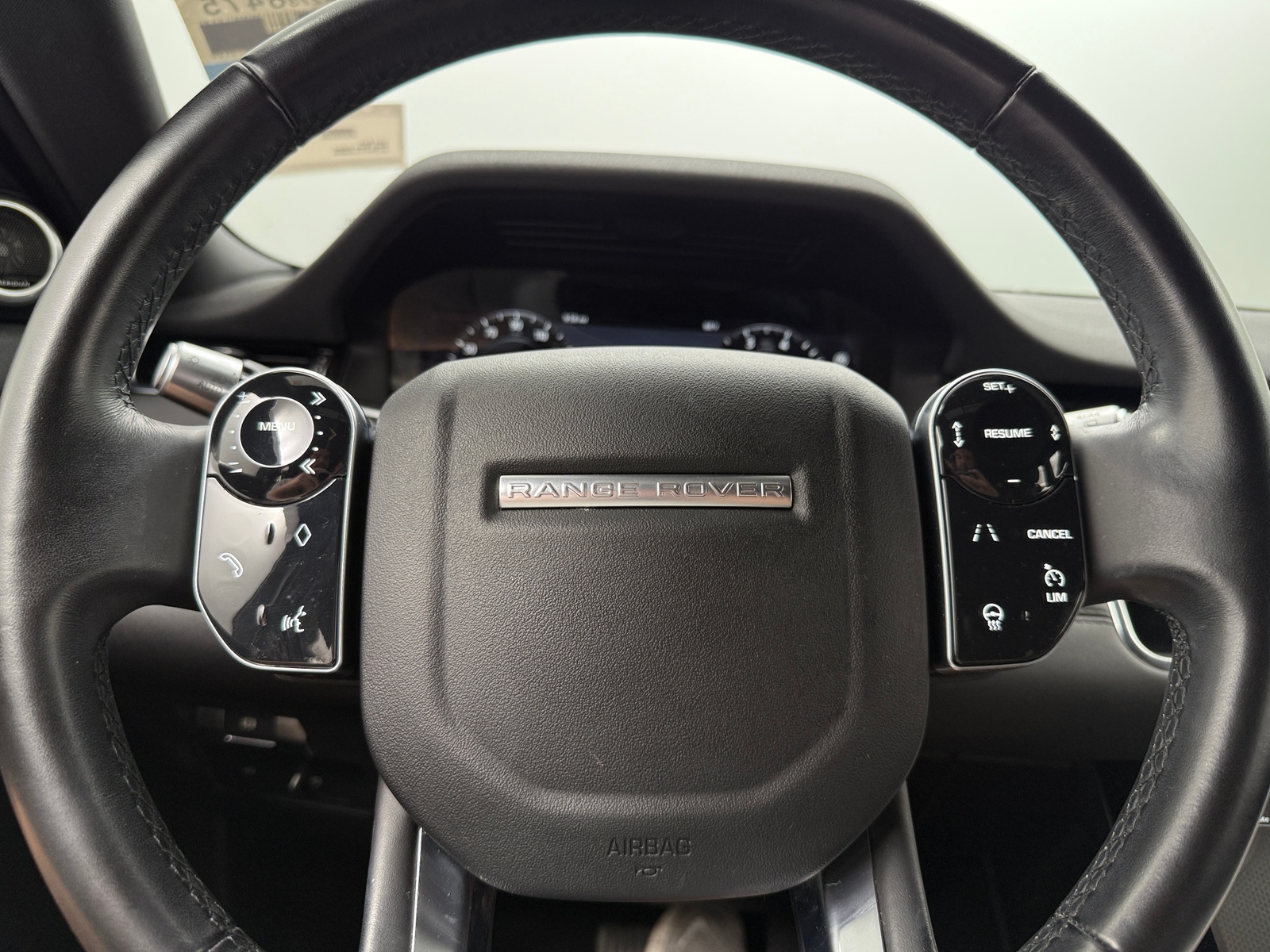 Thumbnail: 2020 Land Rover Range Rover Evoque - 4