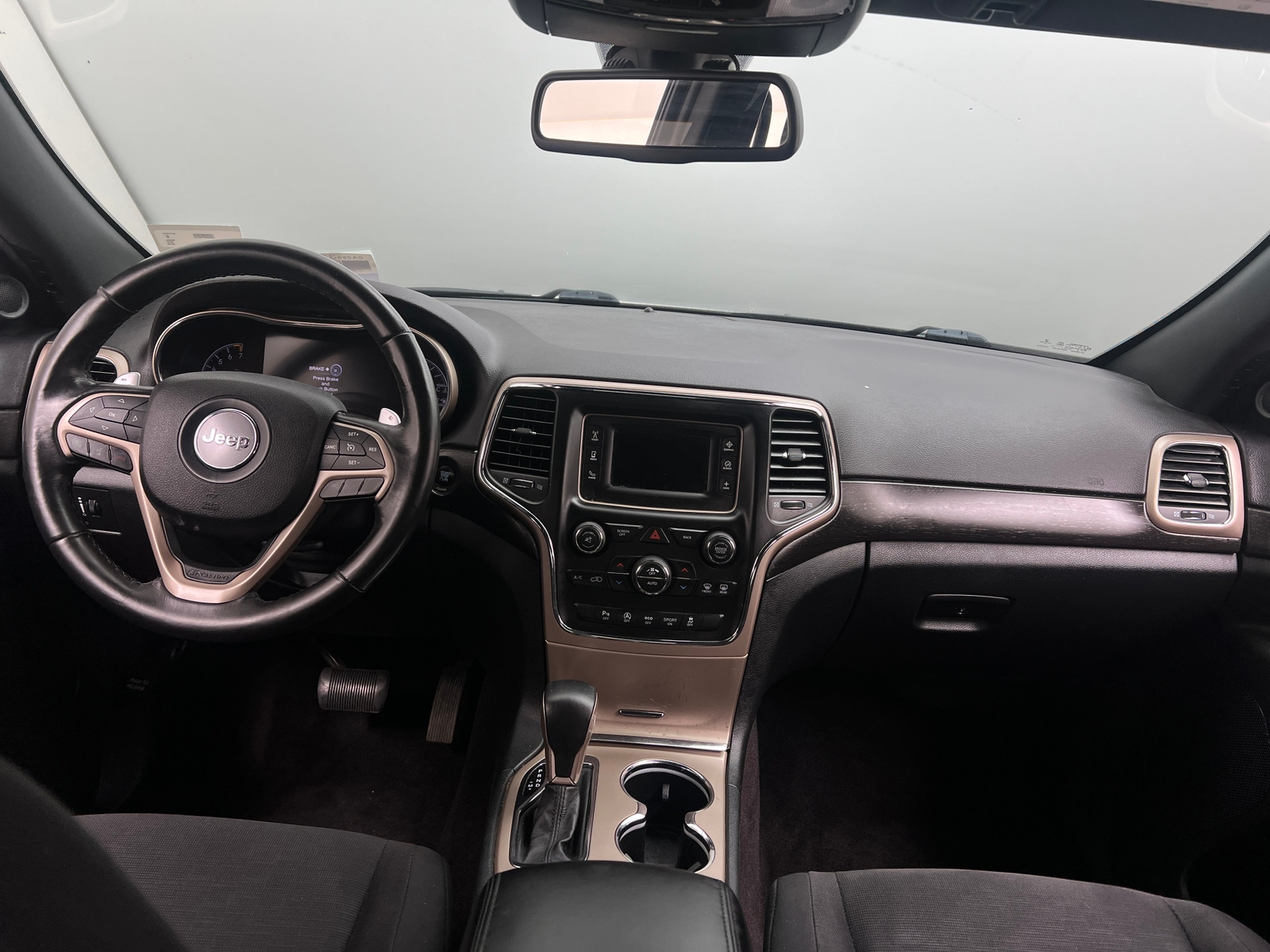 Thumbnail: 2016 Jeep Grand Cherokee - 3