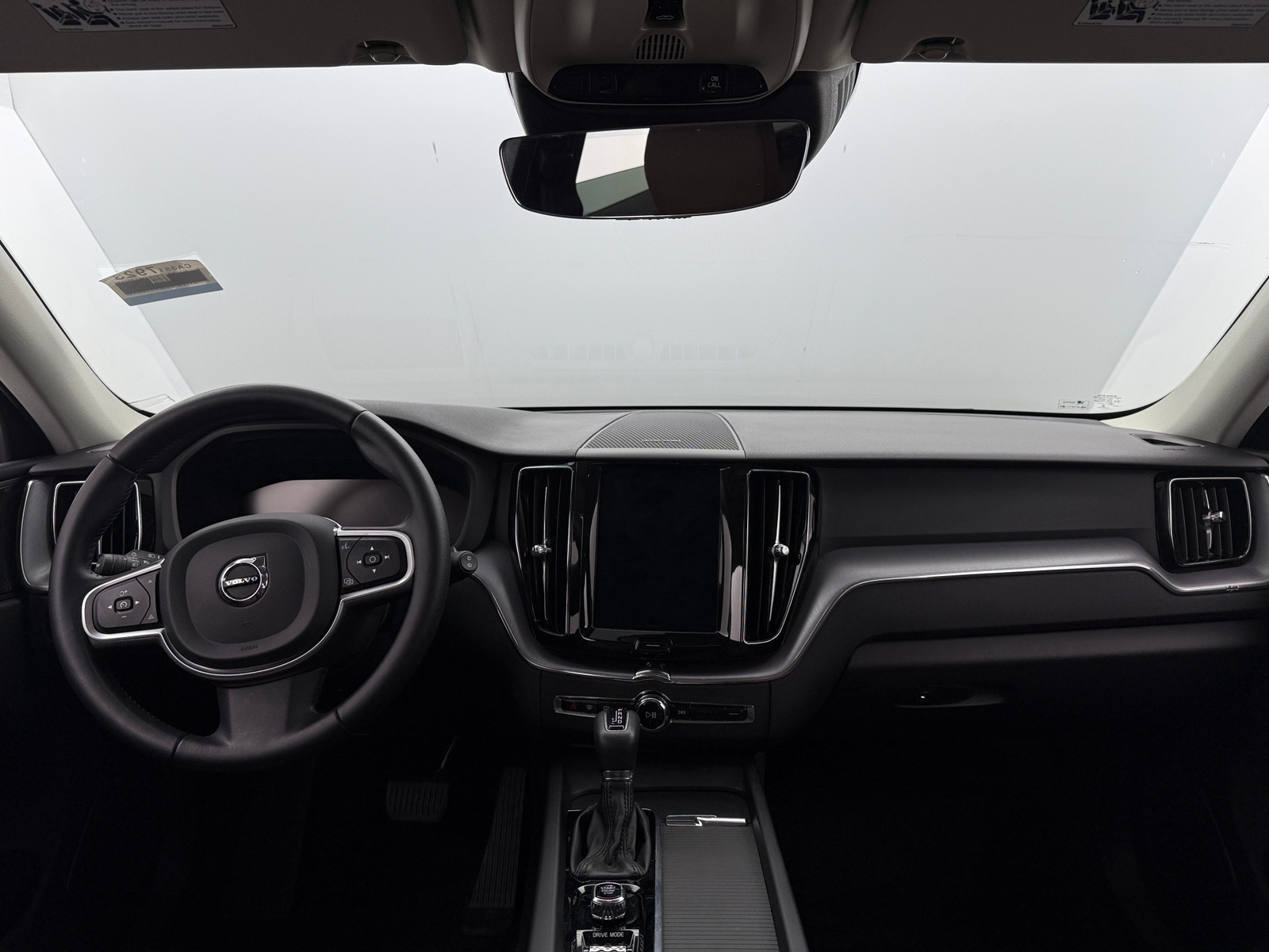 Thumbnail: 2020 Volvo XC60 - 2