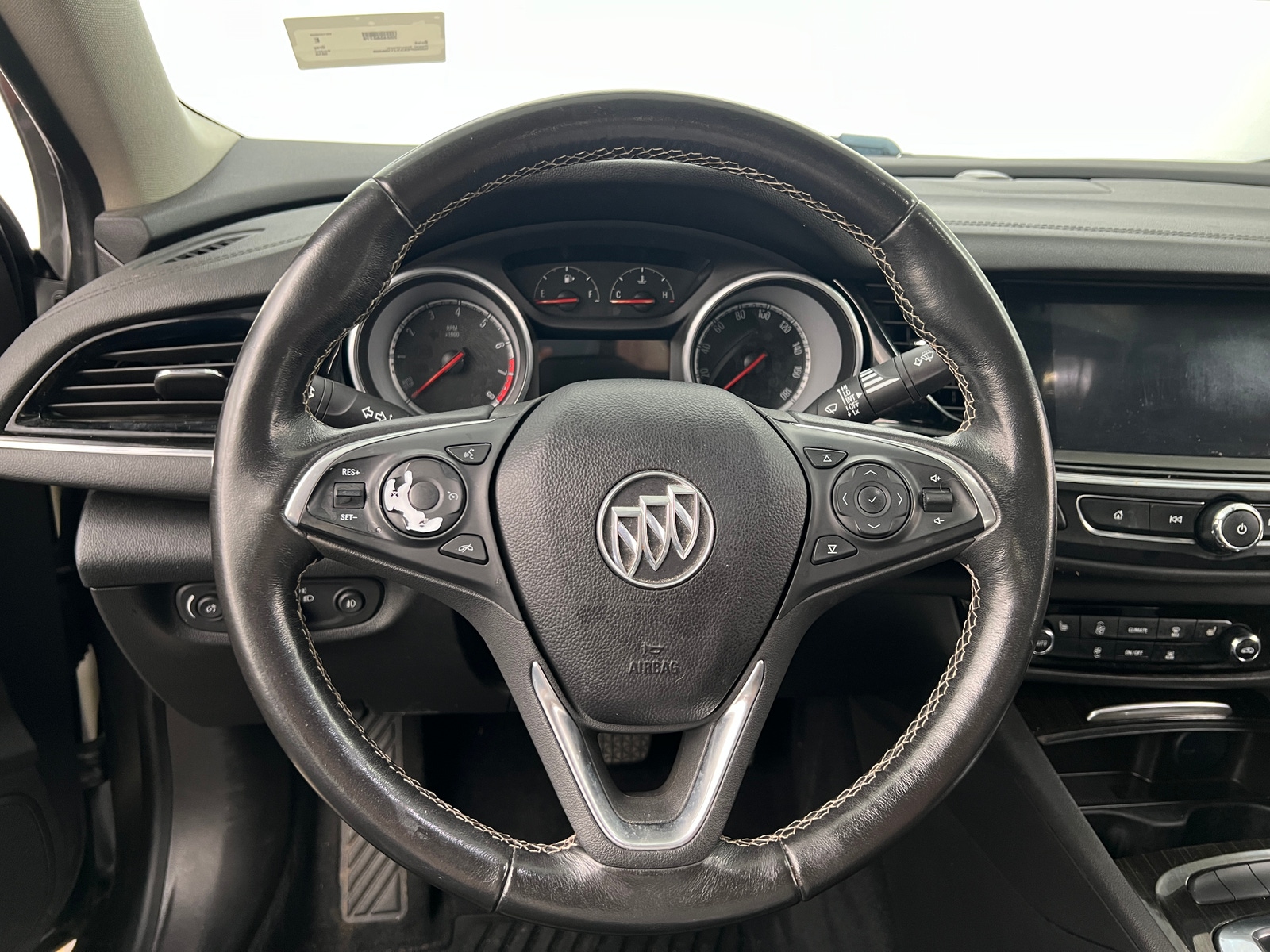 Thumbnail: 2018 Buick Regal - 4