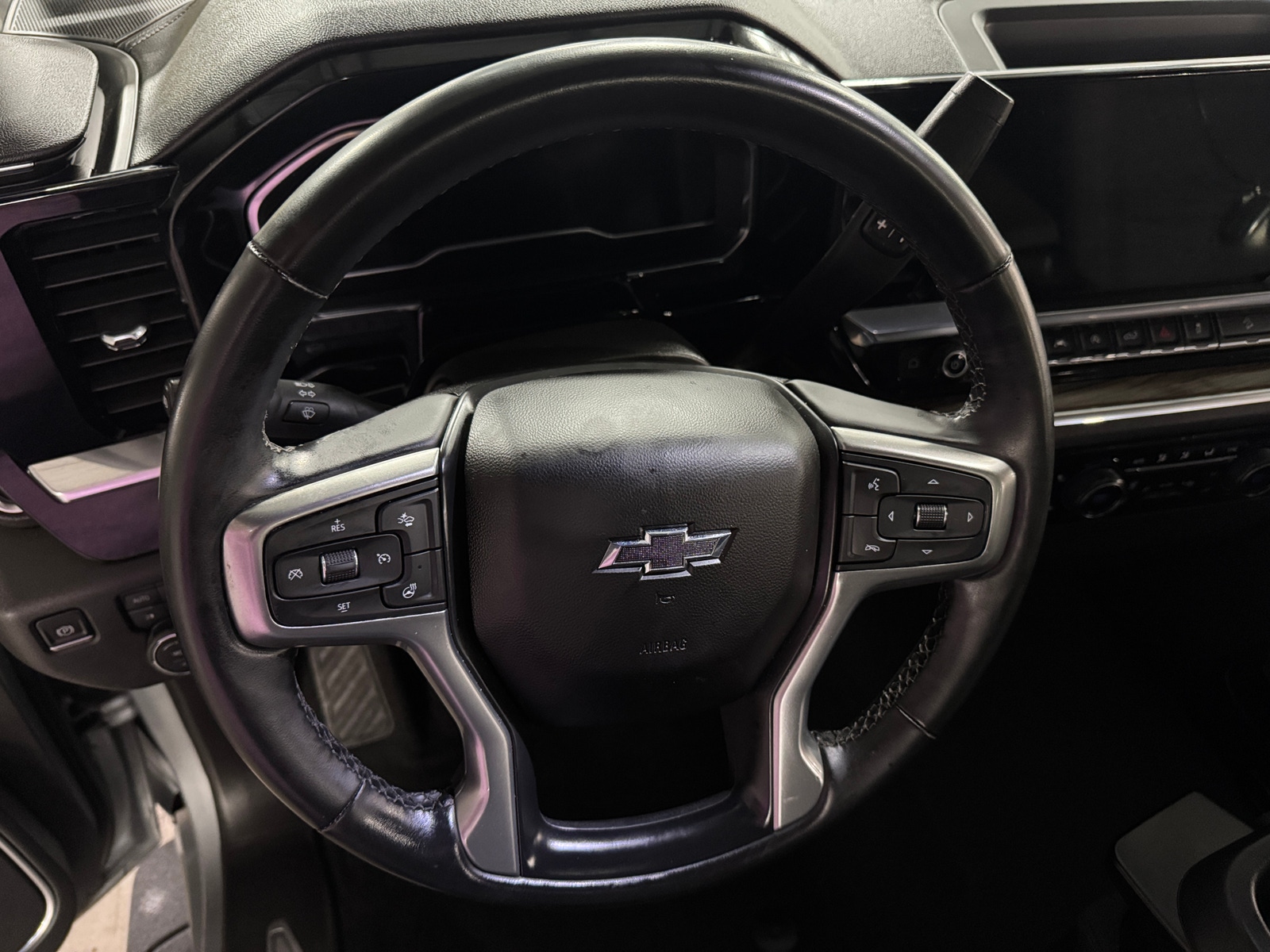 Thumbnail: 2023 Chevrolet Silverado 1500 - 5