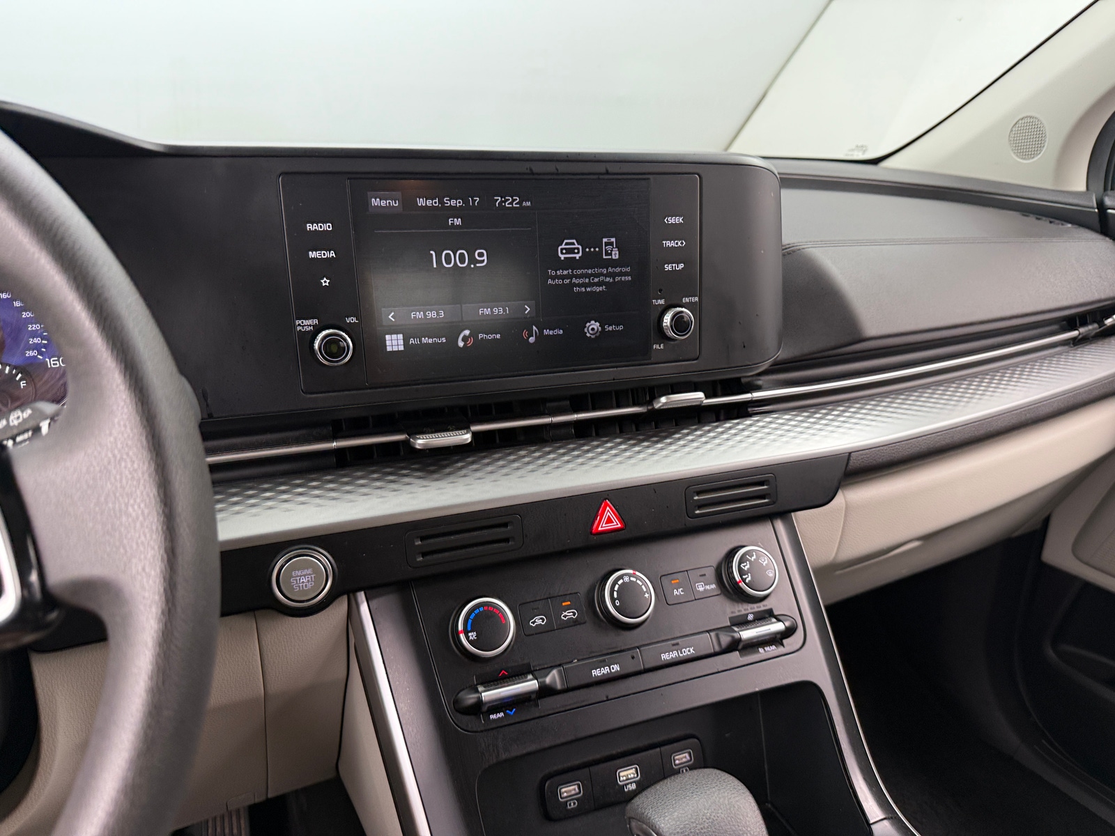 Thumbnail: 2024 Kia Carnival - 4