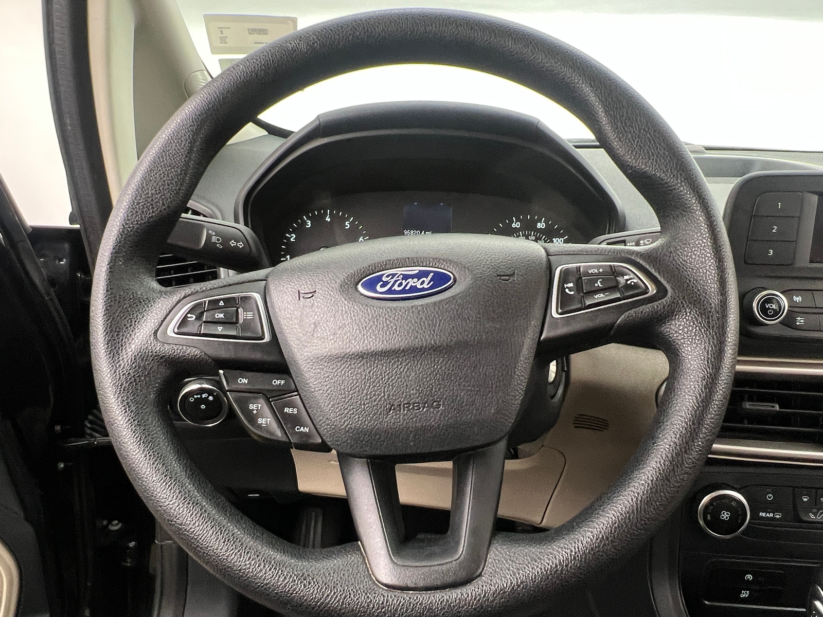 Thumbnail: 2018 Ford EcoSport - 5