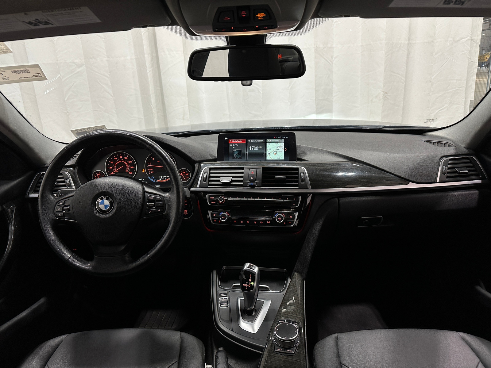Thumbnail: 2018 BMW 3 Series - 2
