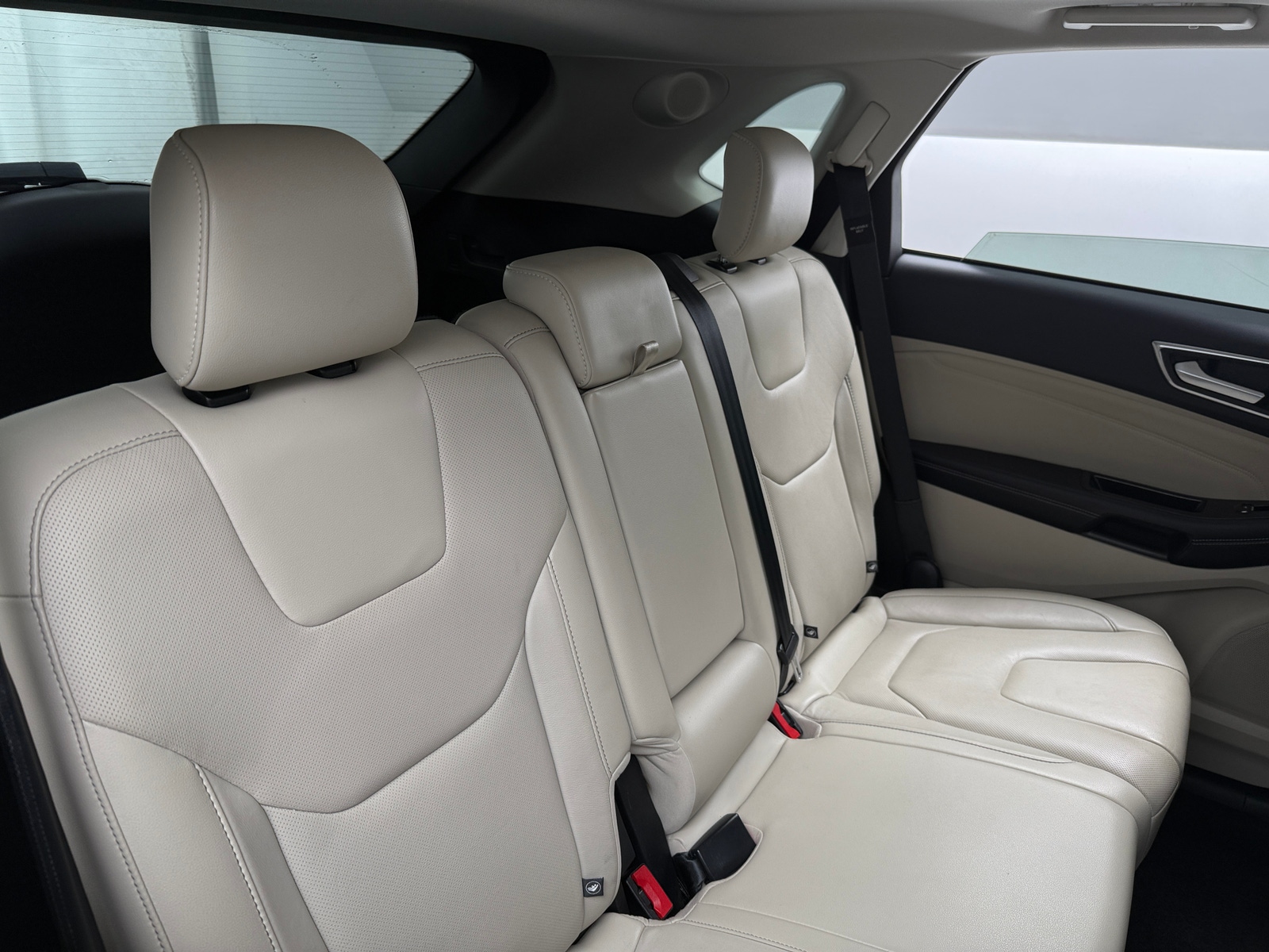 Thumbnail: 2016 Ford Edge - 5