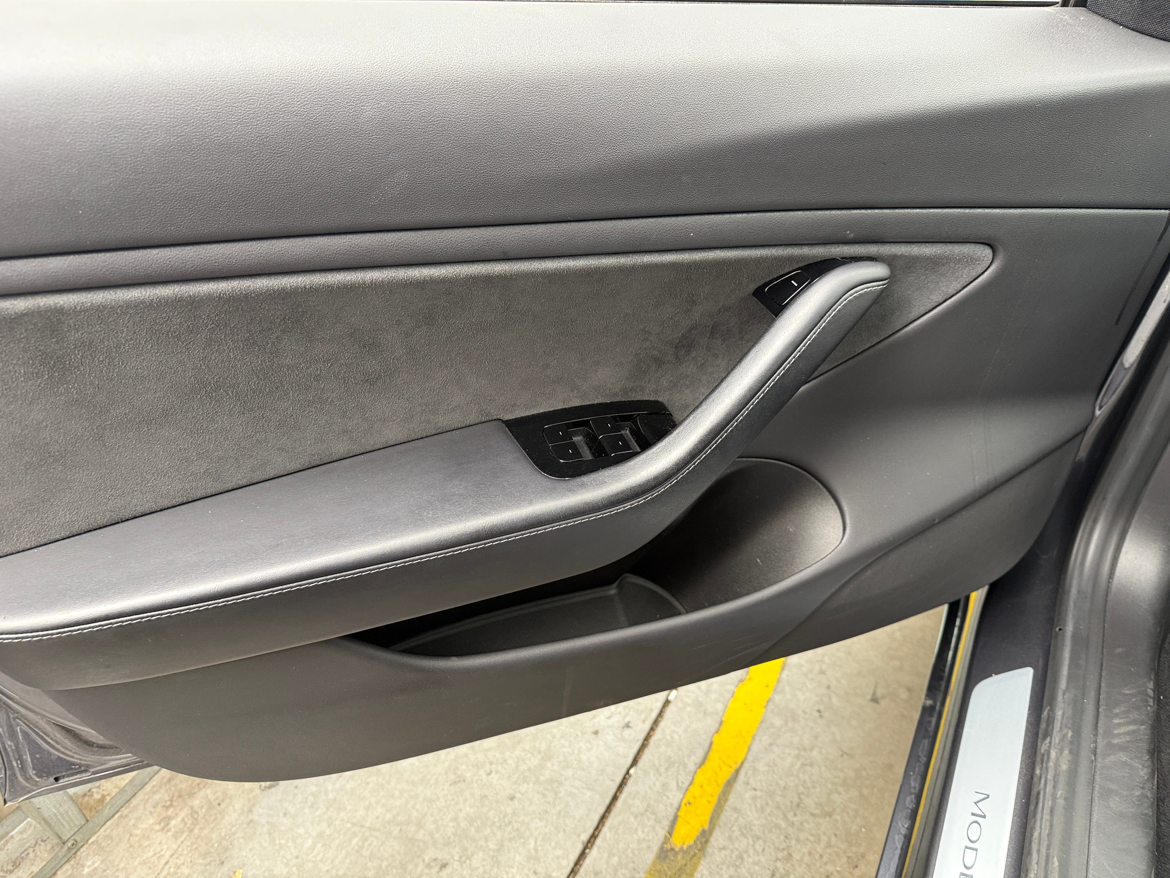 Used 2019 Tesla Model 3 Base with VIN 5YJ3E1EA8KF300752 for sale in Auburn, WA