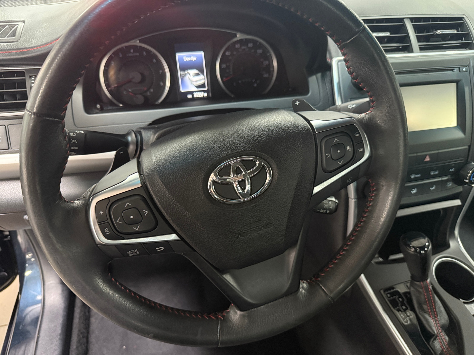 Thumbnail: 2016 Toyota Camry - 4