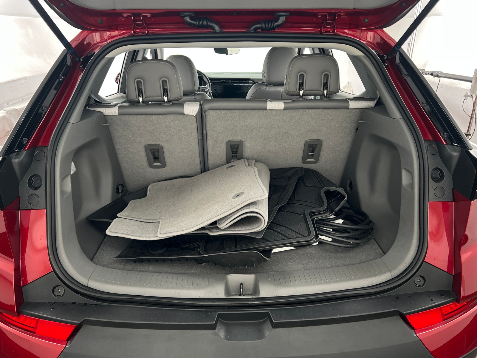 Thumbnail: 2023 Chevrolet Bolt EUV - 6