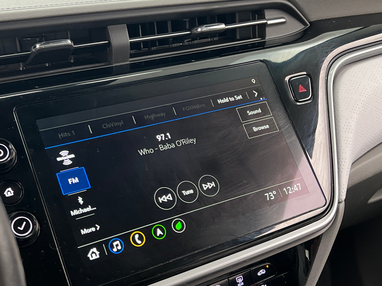 Thumbnail: 2023 Chevrolet Bolt EUV - 3