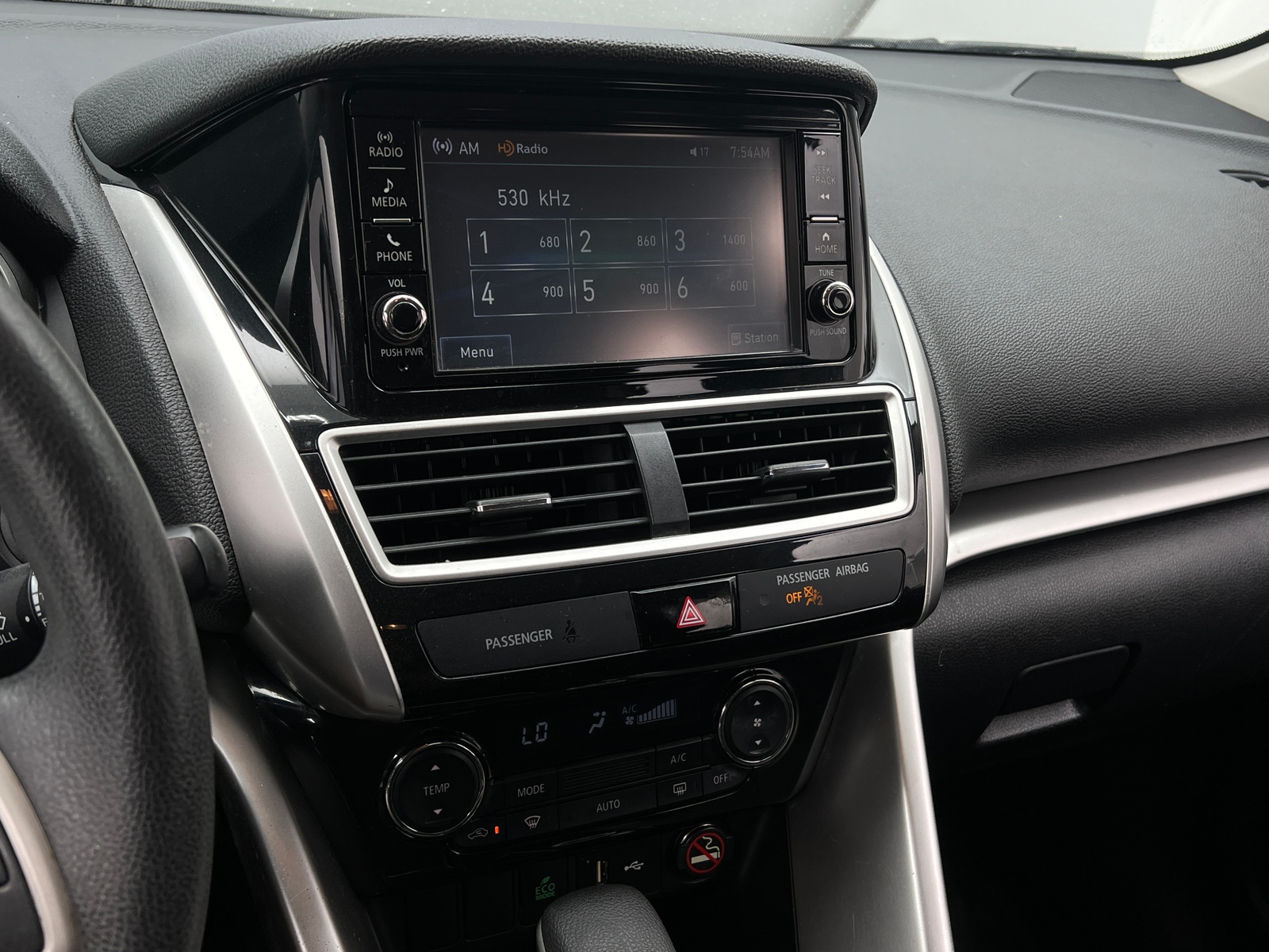 Thumbnail: 2019 Mitsubishi Eclipse Cross - 4