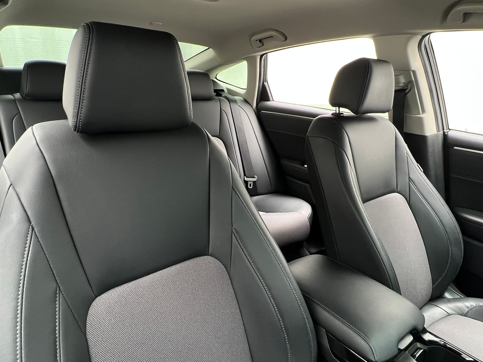 Thumbnail: 2018 Honda Clarity - 2