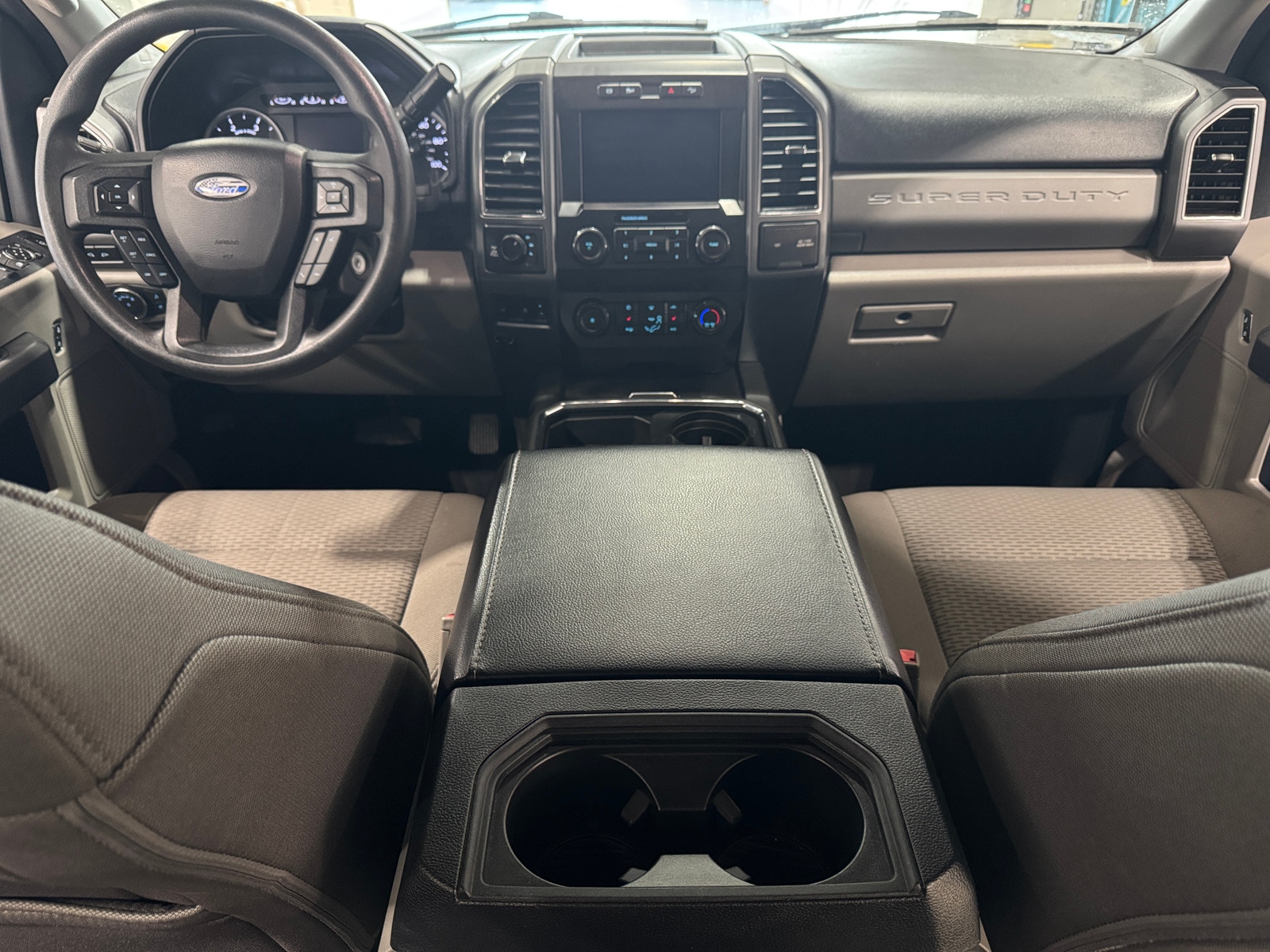 Thumbnail: 2019 Ford Econoline - 3