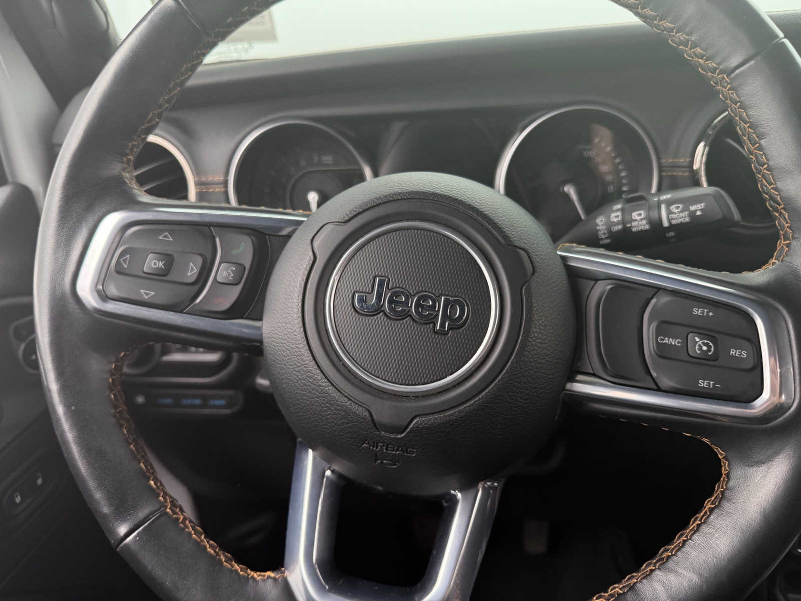 Thumbnail: 2022 Jeep Wrangler - 5