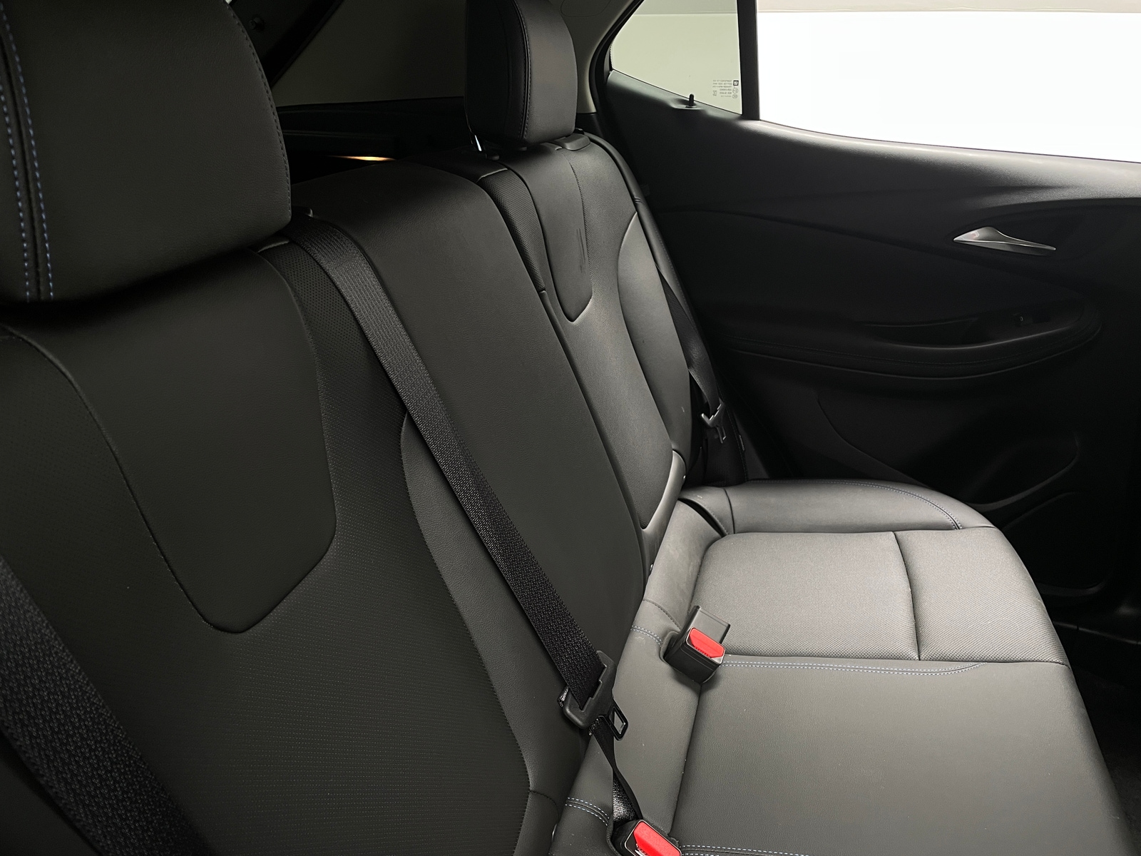 Thumbnail: 2025 Buick Encore GX - 5