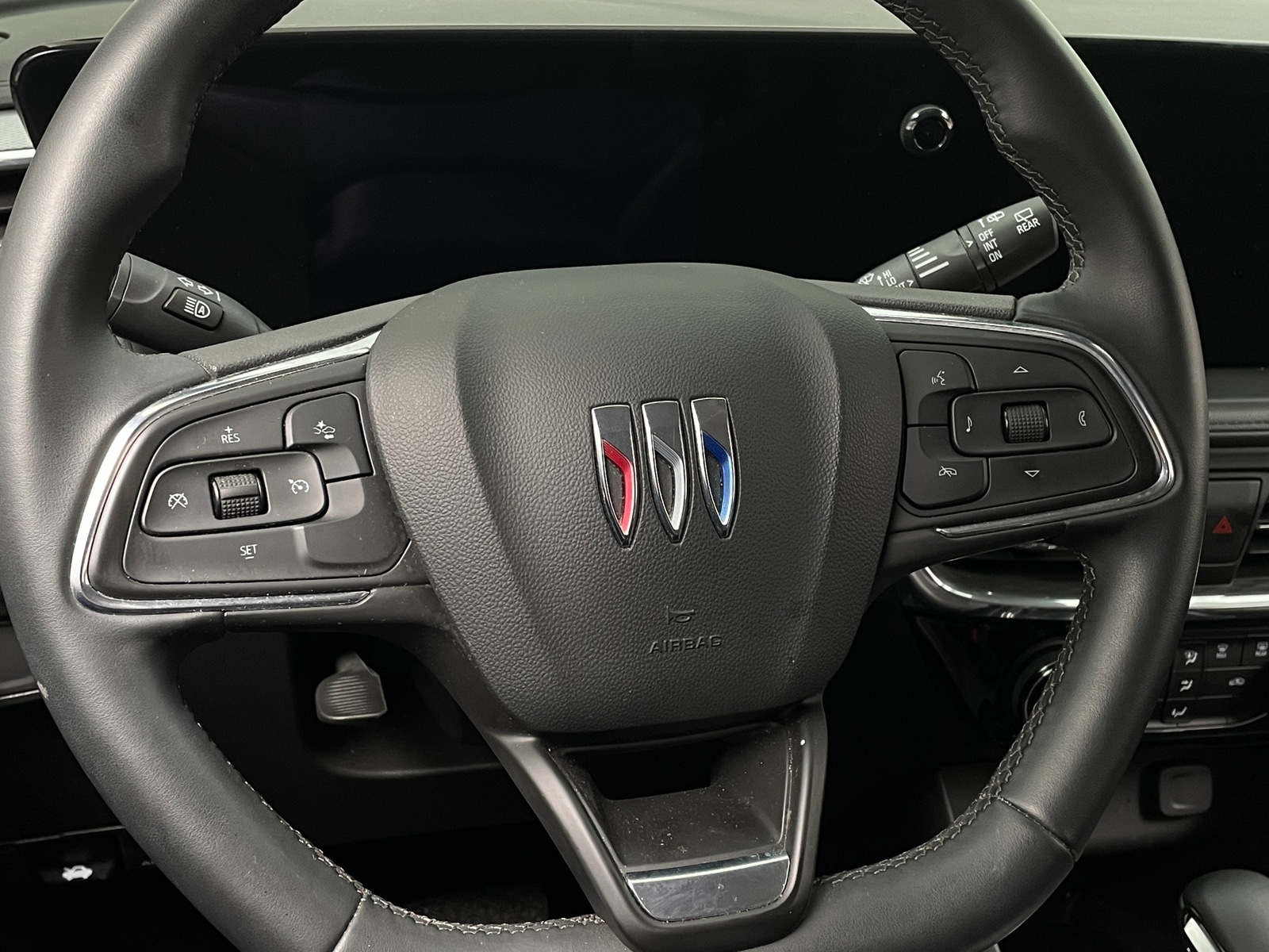 Thumbnail: 2025 Buick Encore GX - 4