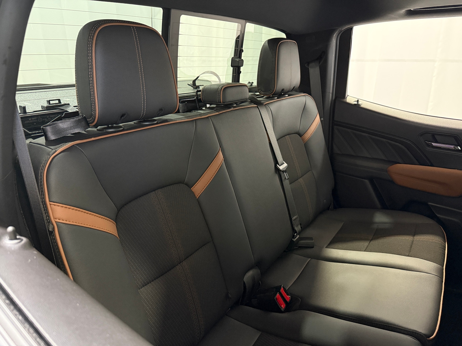 Thumbnail: 2024 GMC Canyon - 6