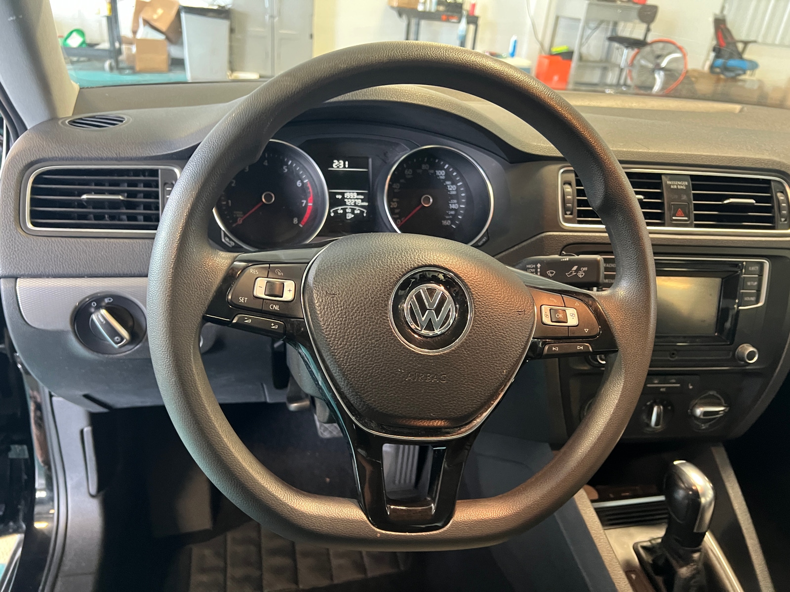 Thumbnail: 2018 Volkswagen Jetta - 5