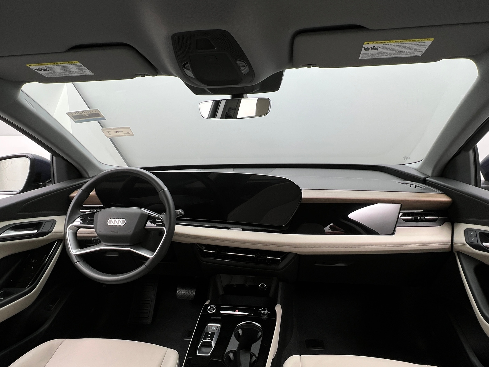 Thumbnail: 2025 Audi Q6 e-tron - 2