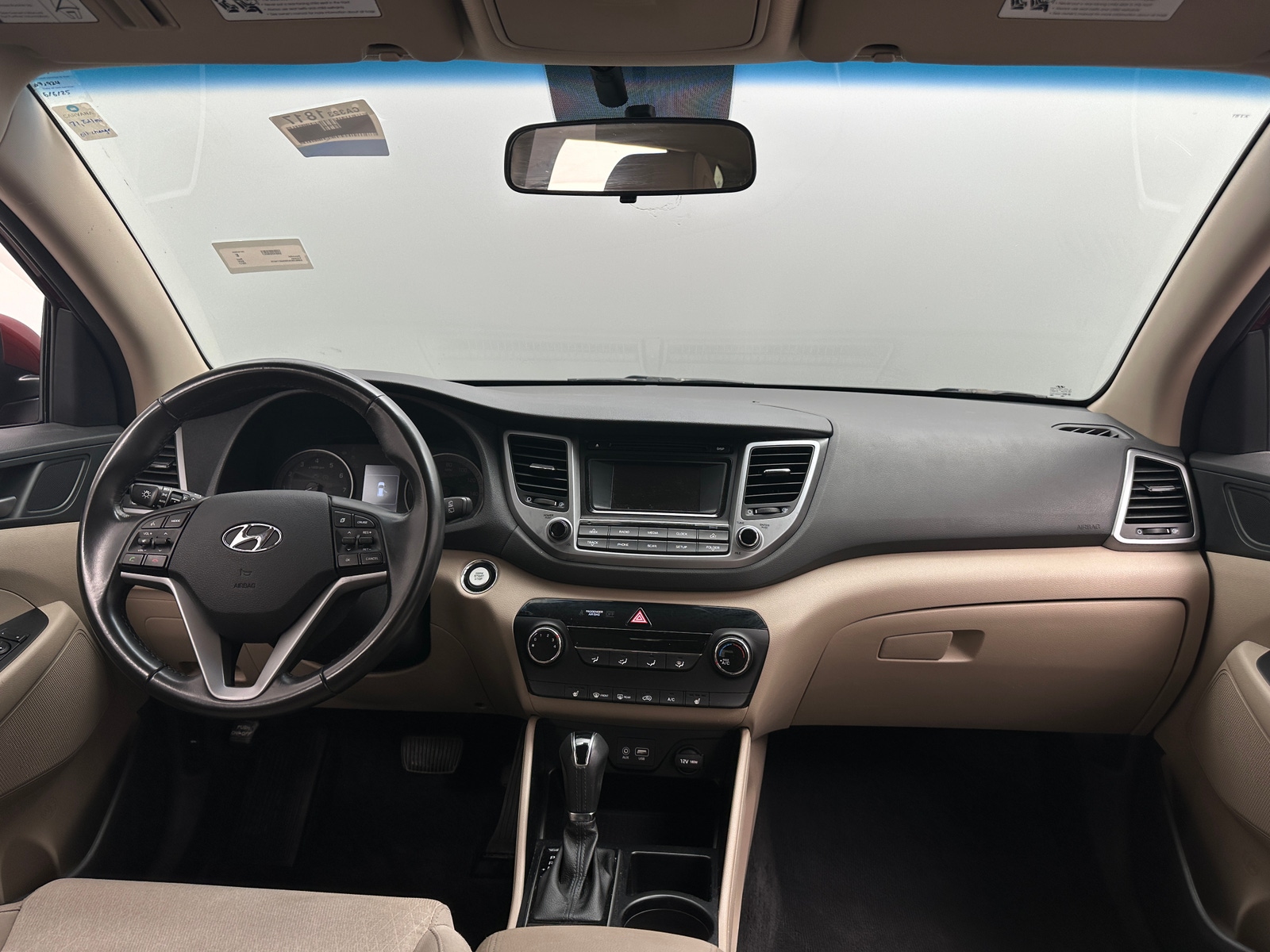 Thumbnail: 2017 Hyundai Tucson - 3