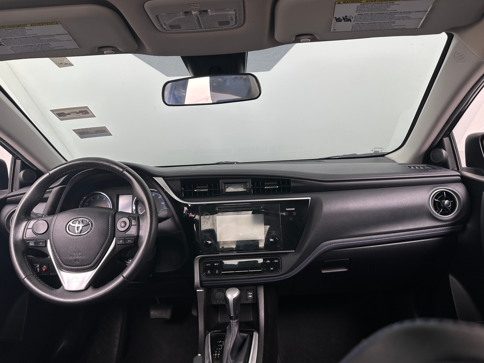 Thumbnail: 2017 Toyota Corolla - 3