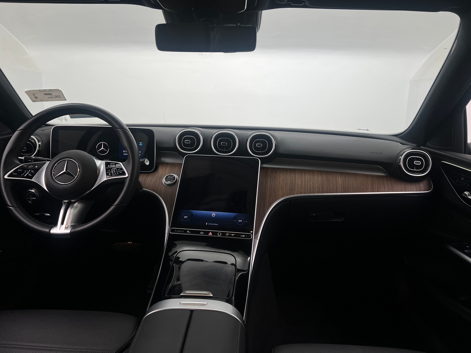 Thumbnail: 2025 Mercedes-Benz C-Class - 2