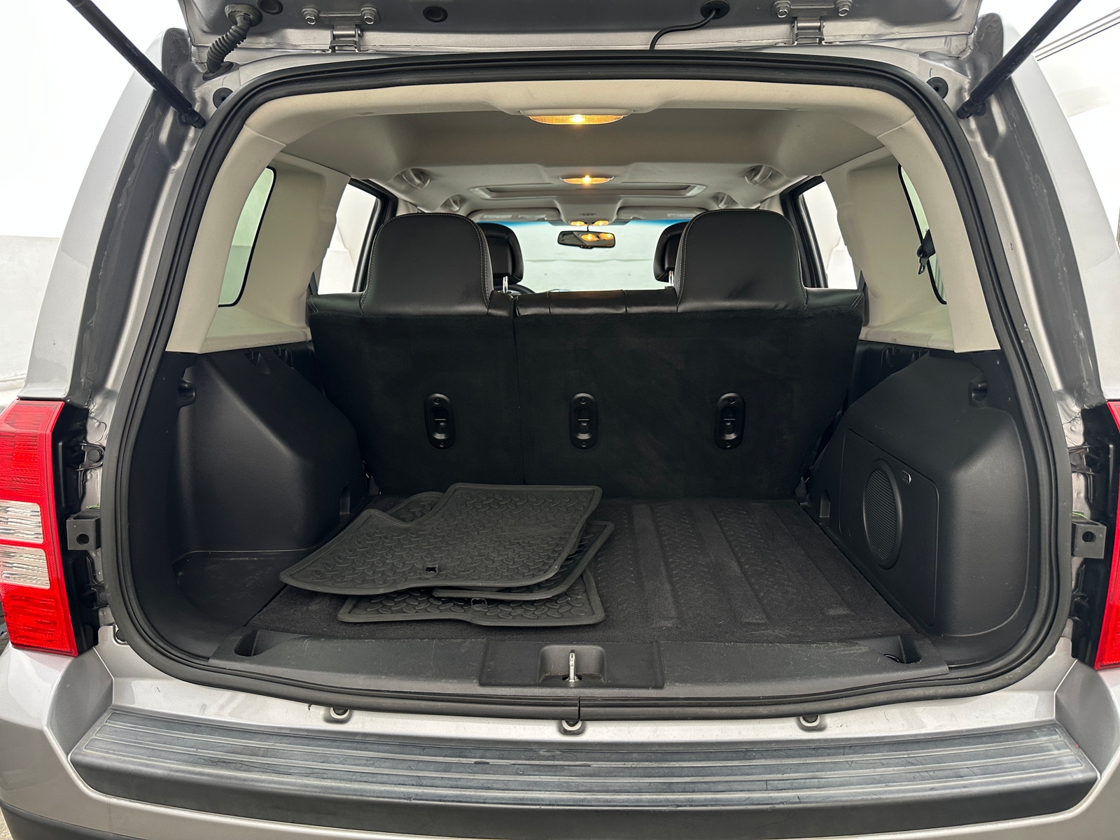 Thumbnail: 2015 Jeep Patriot - 6