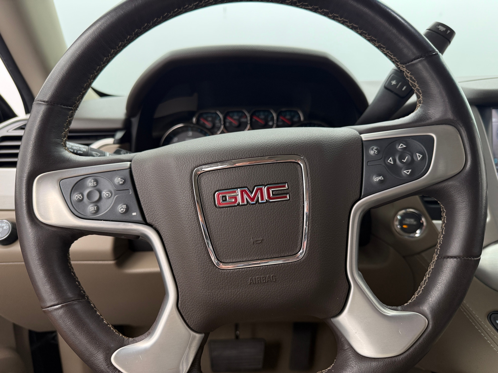 Thumbnail: 2020 GMC Yukon - 4