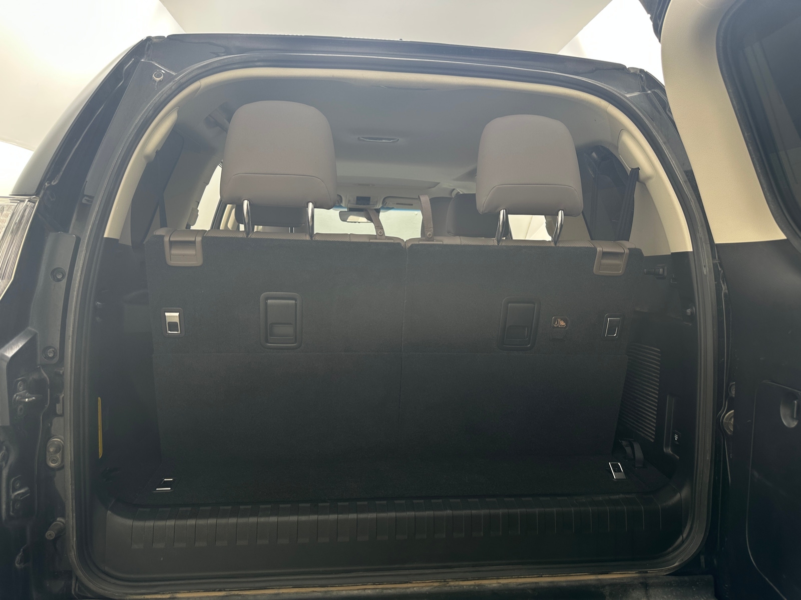 Thumbnail: 2020 Lexus GX - 6