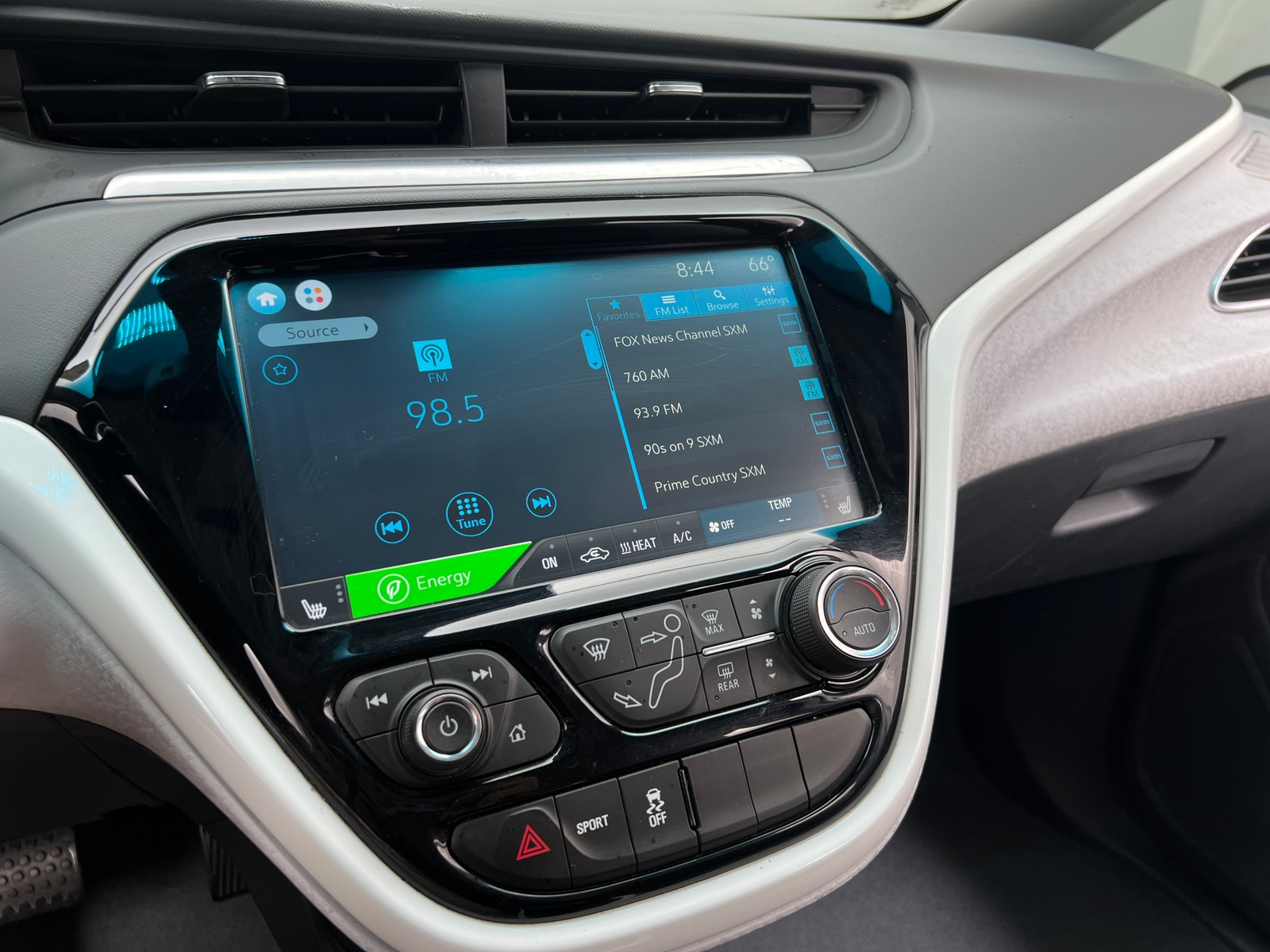Thumbnail: 2020 Chevrolet Bolt EV - 4