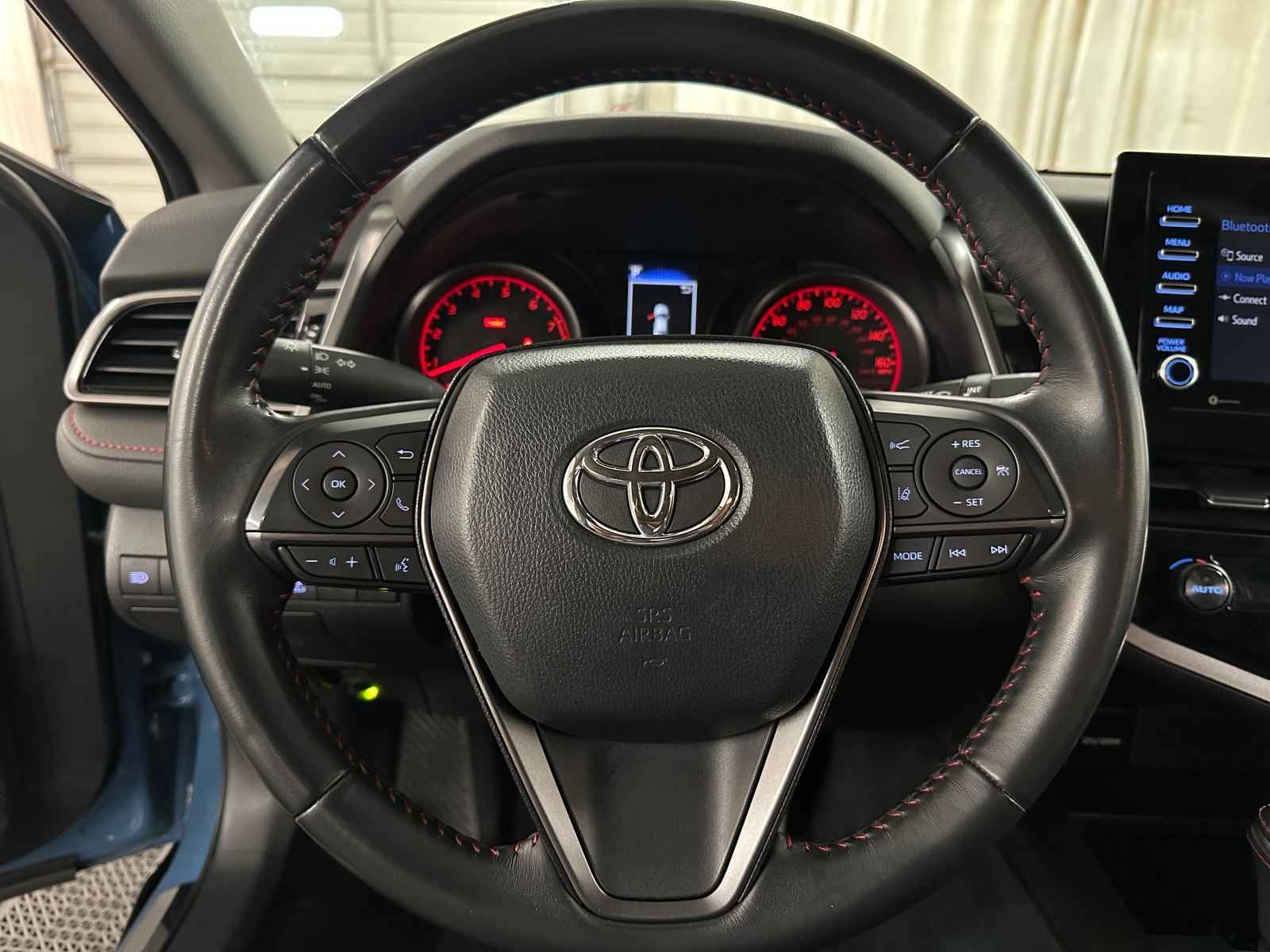 Thumbnail: 2022 Toyota Camry - 5