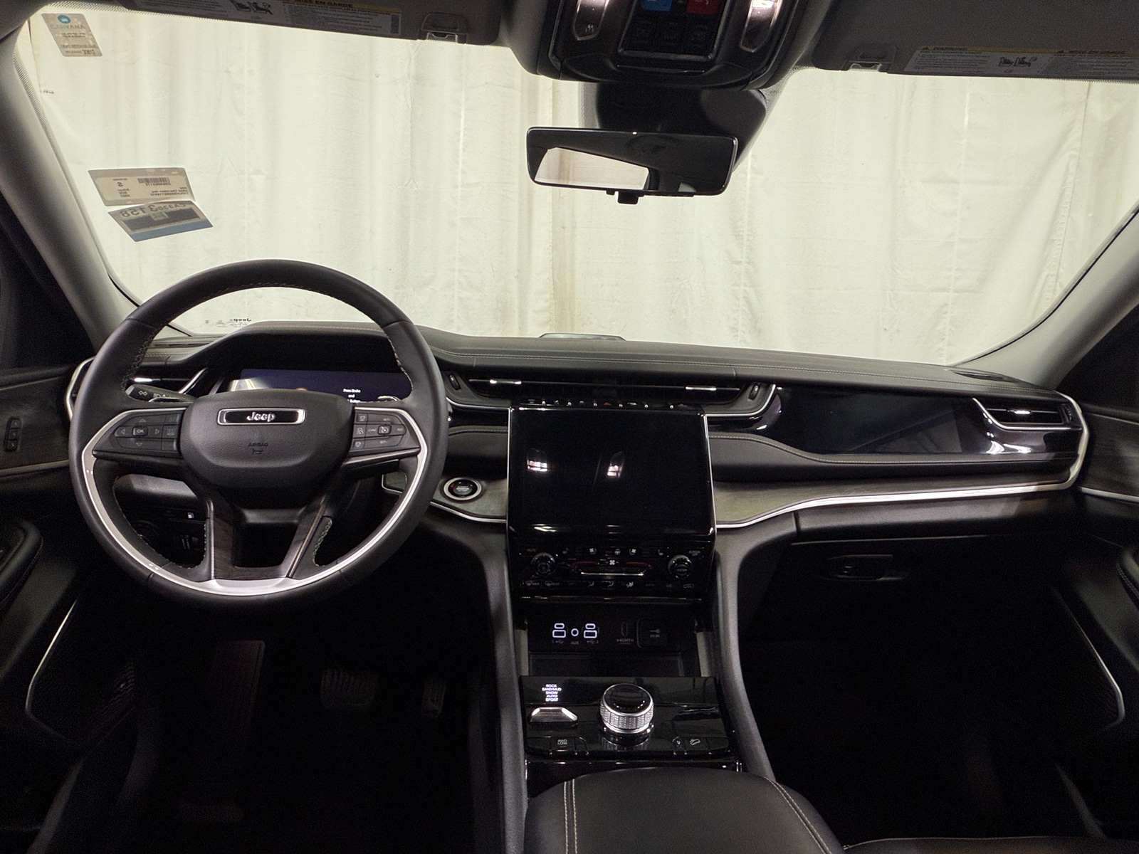Thumbnail: 2022 Jeep Grand Cherokee - 2