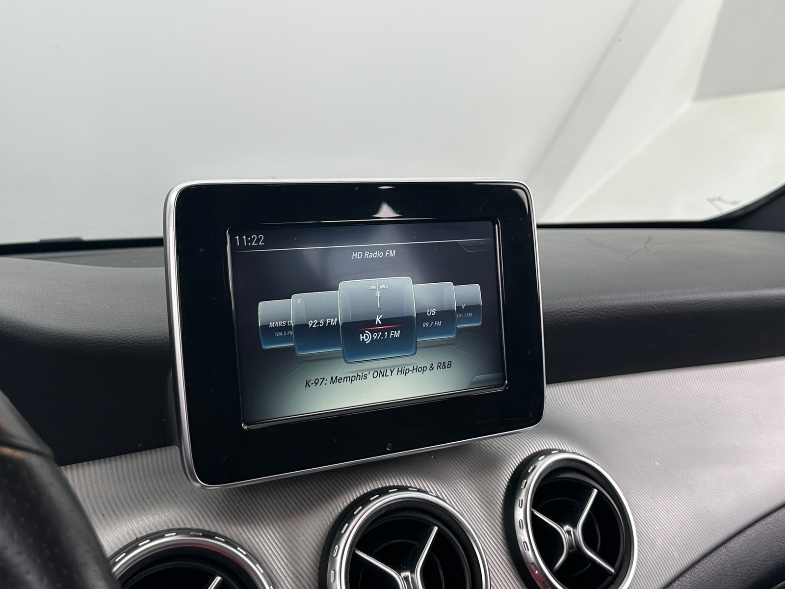 Thumbnail: 2016 Mercedes-Benz GLA - 3