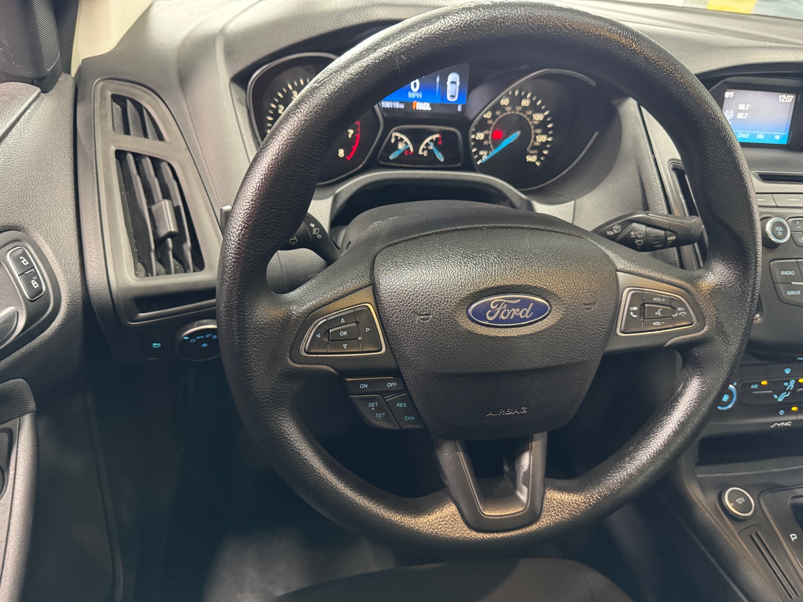 Thumbnail: 2015 Ford Focus - 5