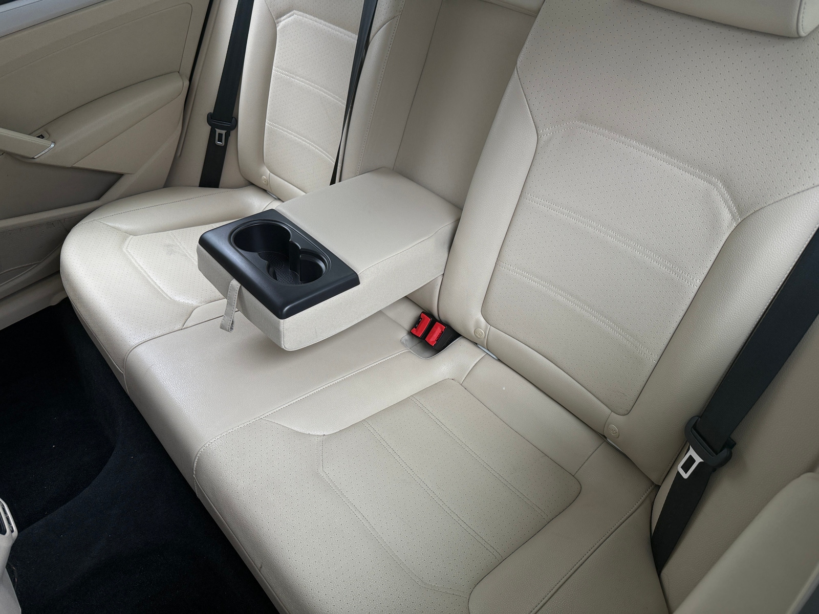 Thumbnail: 2019 Volkswagen Passat - 5