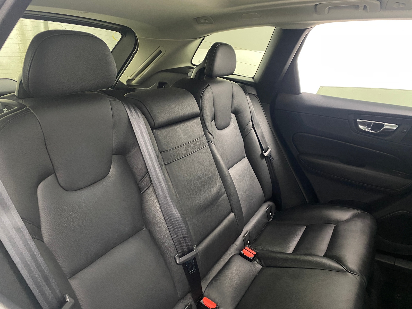 Thumbnail: 2018 Volvo XC60 - 5