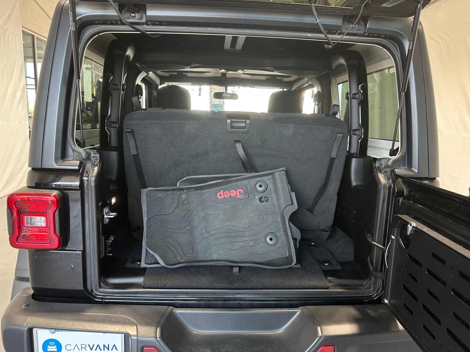 Thumbnail: 2021 Jeep Wrangler - 7