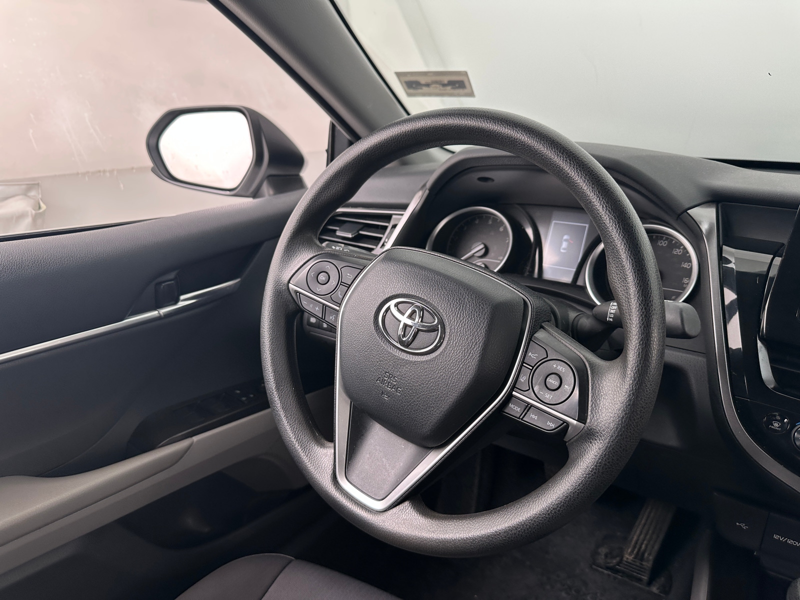 Thumbnail: 2022 Toyota Camry - 5