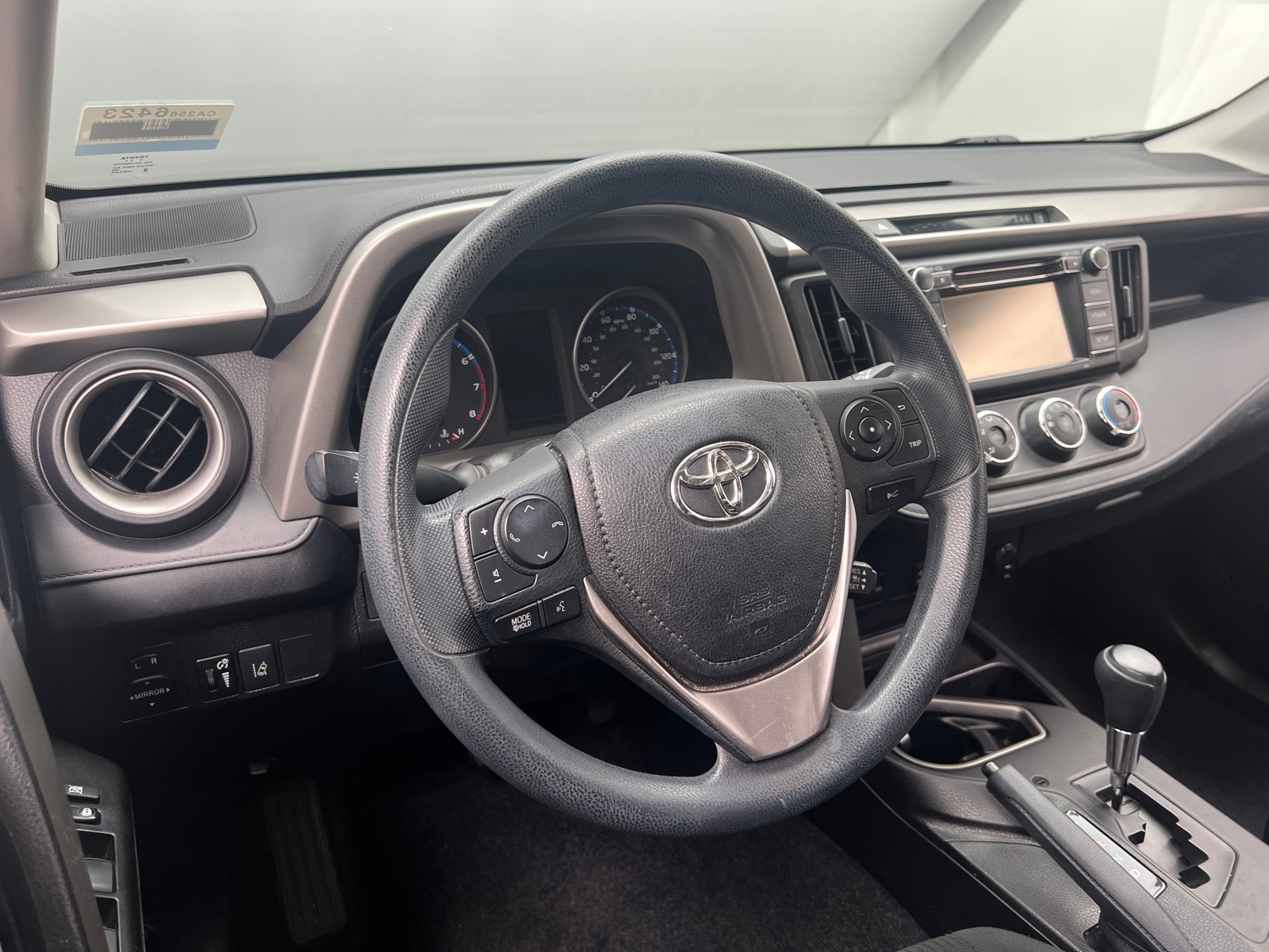 Thumbnail: 2018 Toyota RAV4 - 5