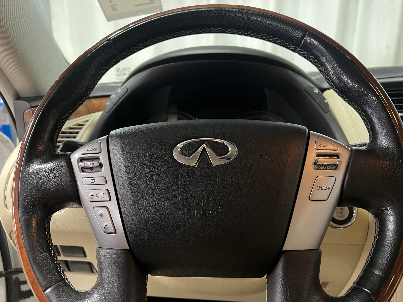 Thumbnail: 2018 INFINITI QX80 - 4