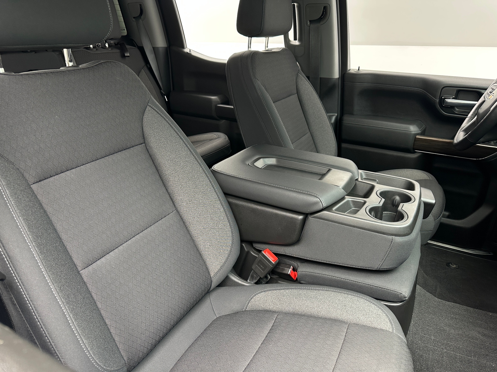 Thumbnail: 2020 Chevrolet Silverado 1500 - 2