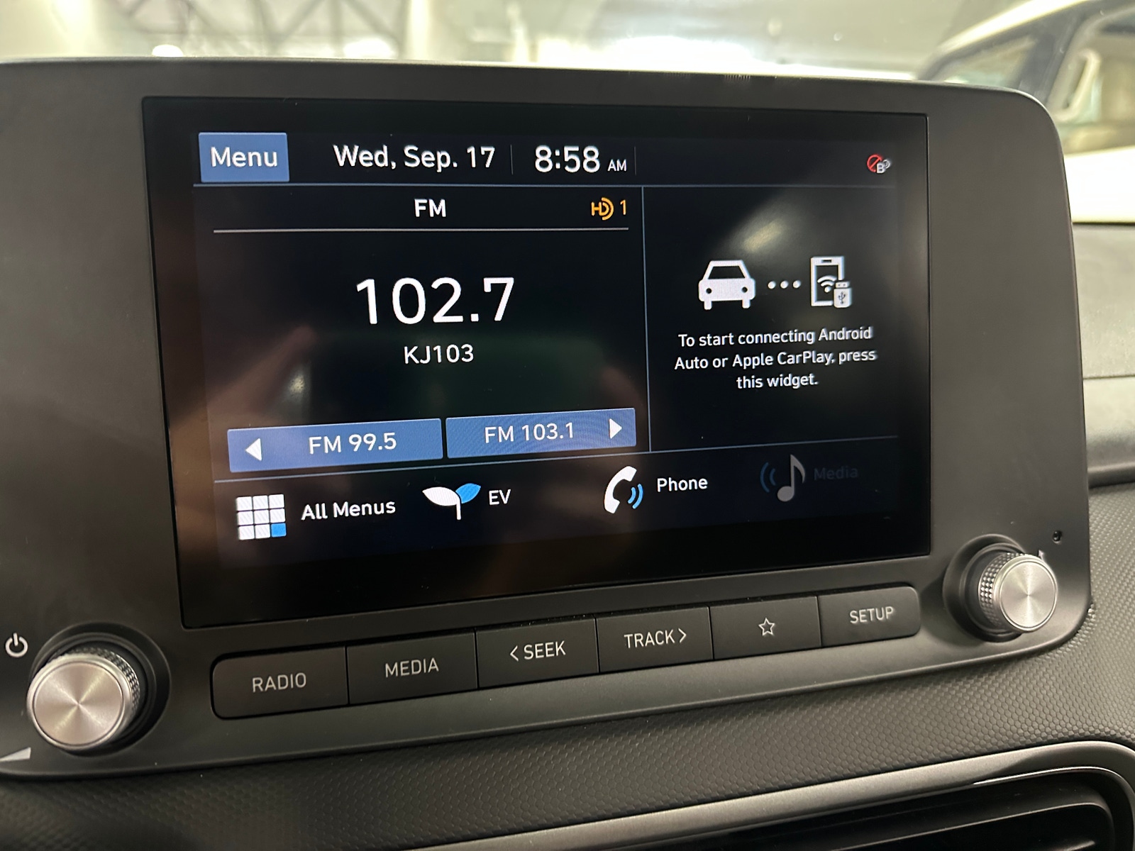 Thumbnail: 2022 Hyundai Kona - 4