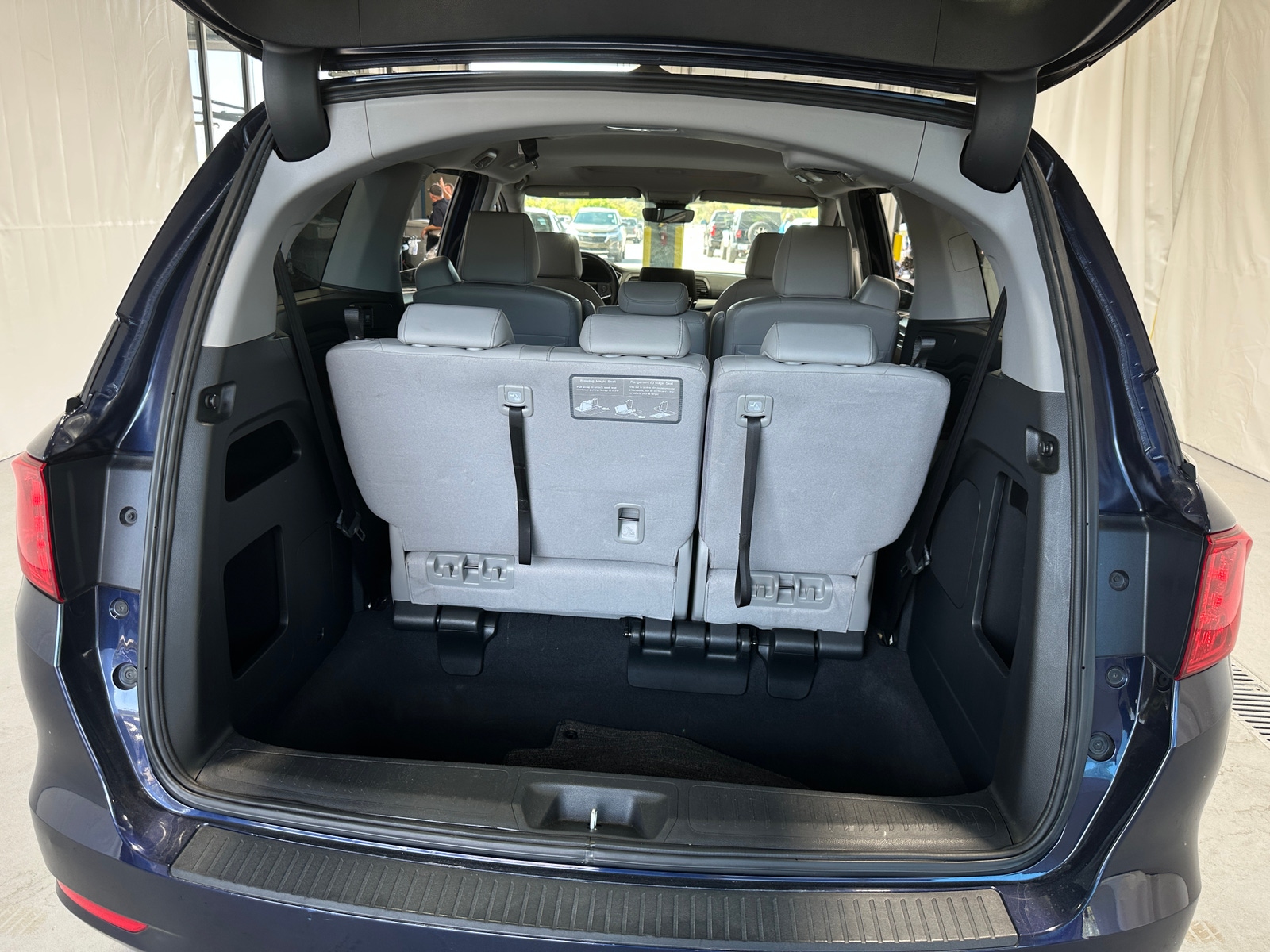 Thumbnail: 2022 Honda Odyssey - 6
