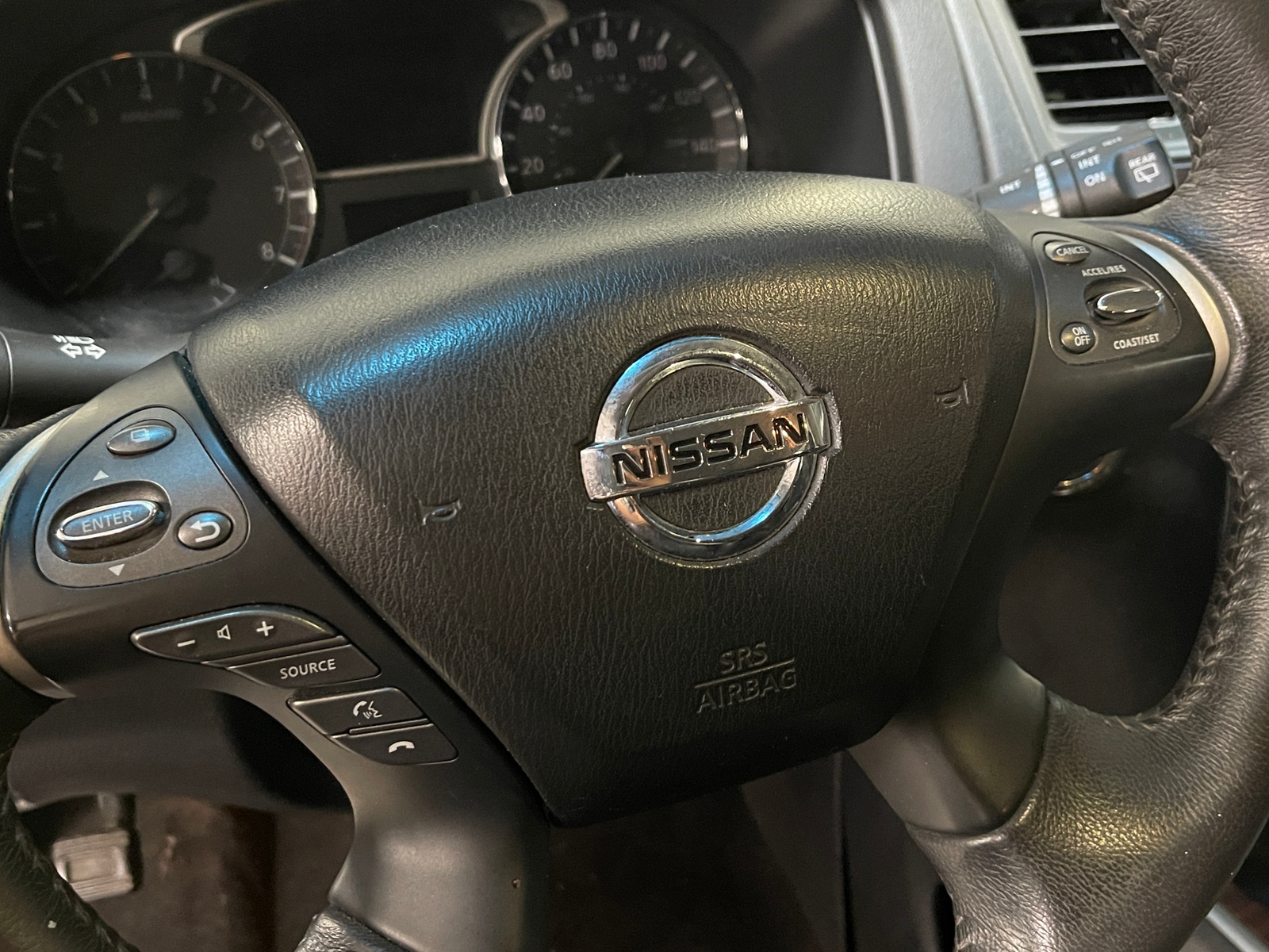 Thumbnail: 2015 Nissan Pathfinder - 4