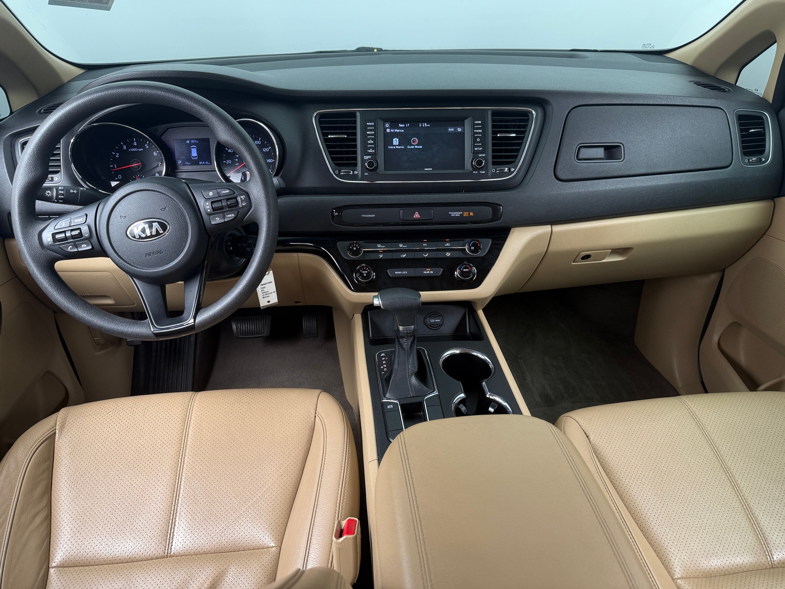 Thumbnail: 2020 Kia Sedona - 3